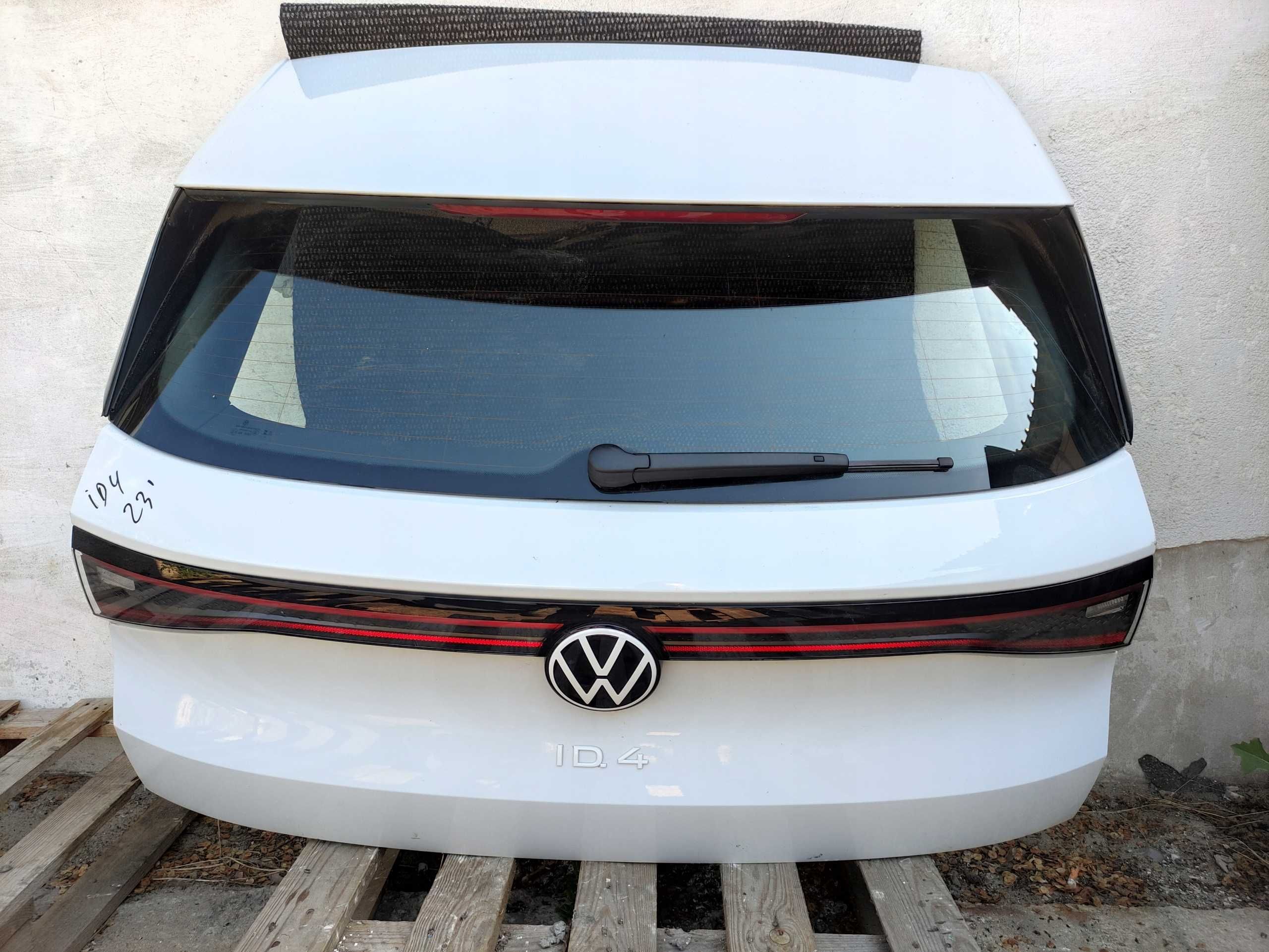 VW ID 4 Крышка багажника
