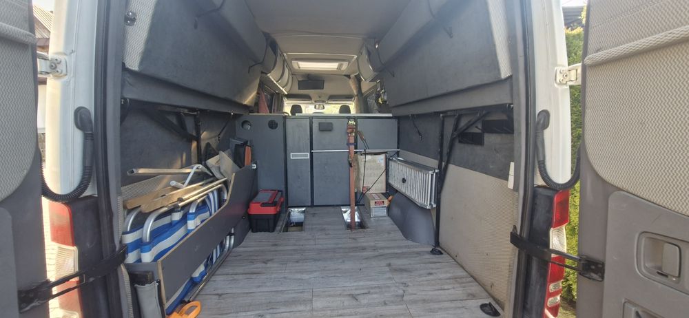 Mercedes w 906 2.2 cdi 160 Kamper Camper na motocykle qłada duży garaż