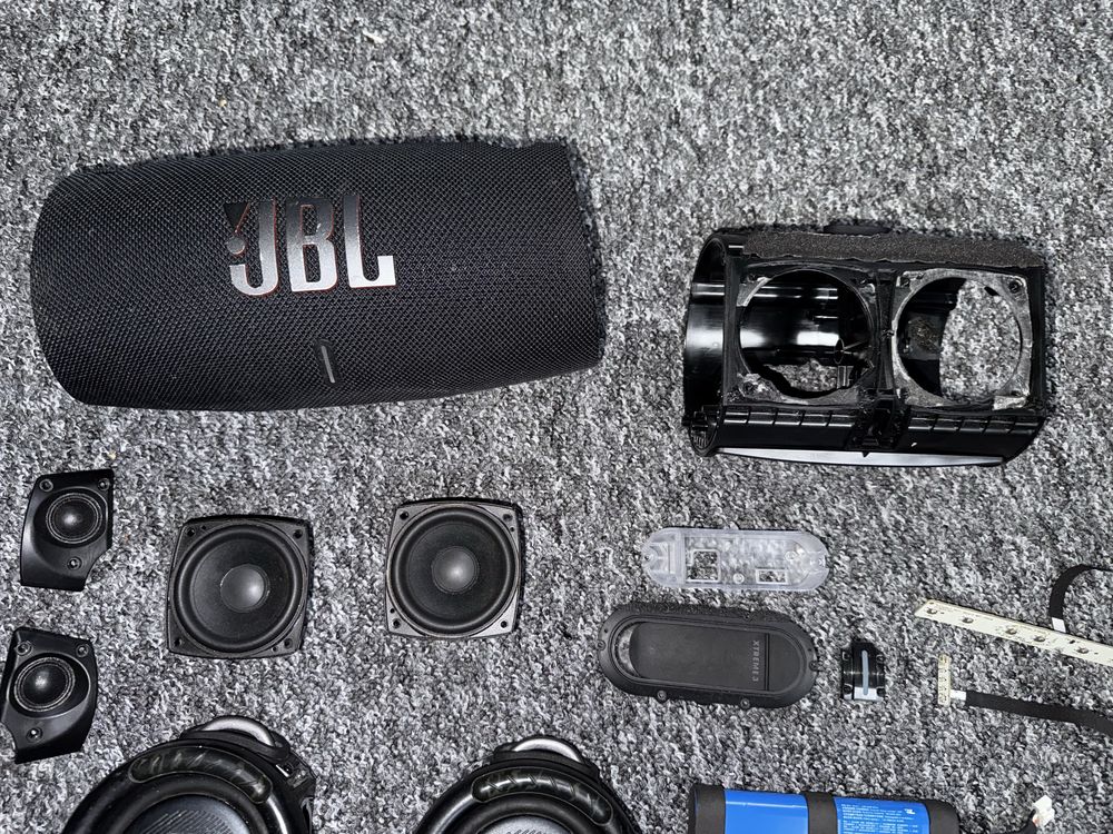 JBL Xtreme 3 Części , przetworniki , porty ,membrany, obudowa ,bateria