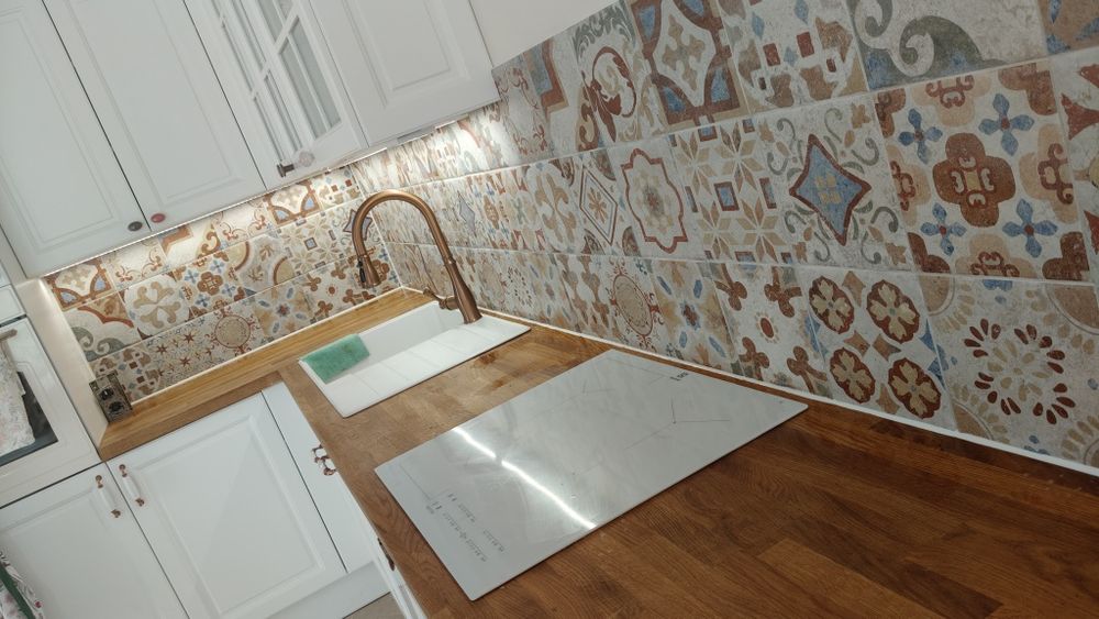 Kafelkarz/Układanie Płytek/Kafelkowanie/Flizy/Malowanie/Remonty/GK