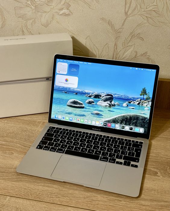 Apple MacBook Air 2020/M1/16Gb/SSD256