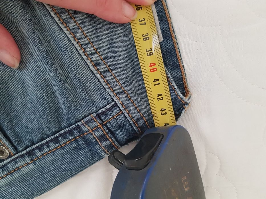 Нові чоловвчі джинси фірми Colins