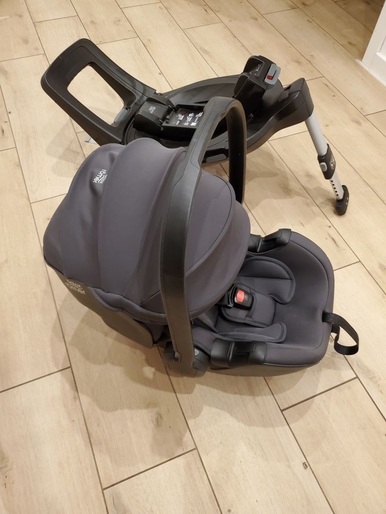 Britax Romer Baby-Safe 5 Z2 Fotelik, nosidelko