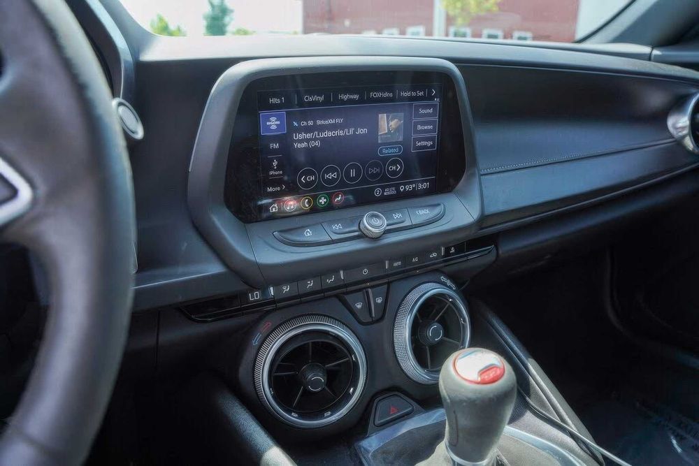 Chevrolet Camaro 1SS Coupe      2020