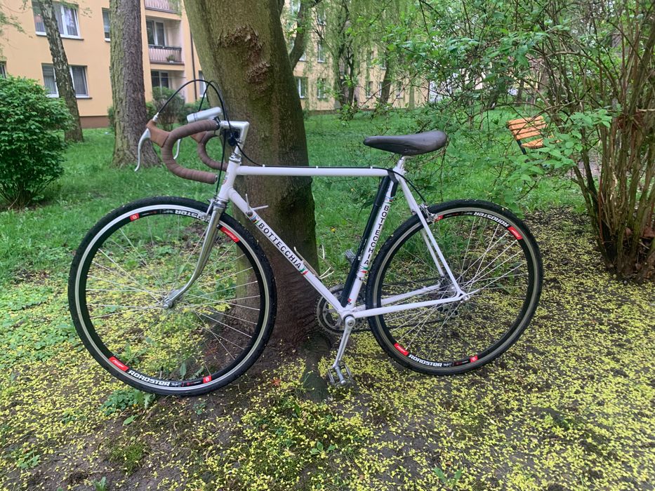 Odrestaurowany rower szosowy vintage Bottecchia