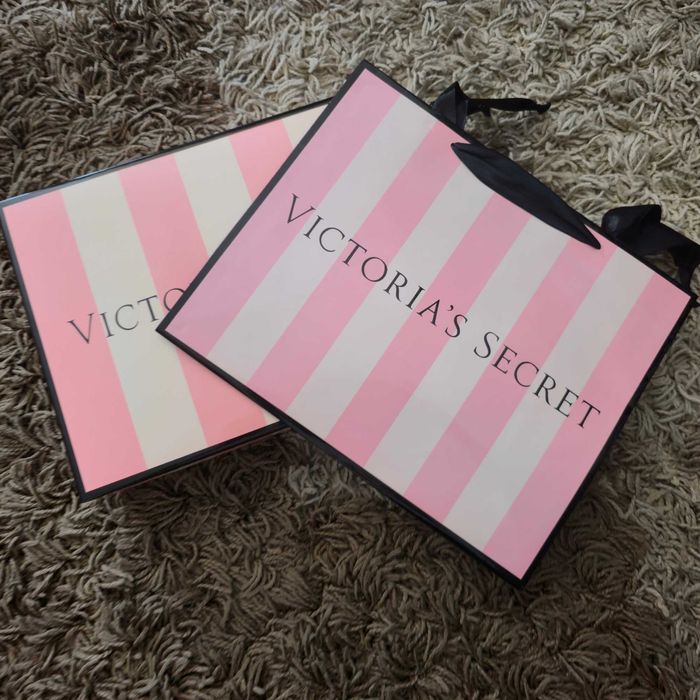 Papirowa torebka Victoria’s Secret rozmiar L i pudełko rozmiar M