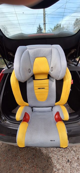 Автокрісло RECARO Monza SeatFix Airmesh Crystal/Yellow