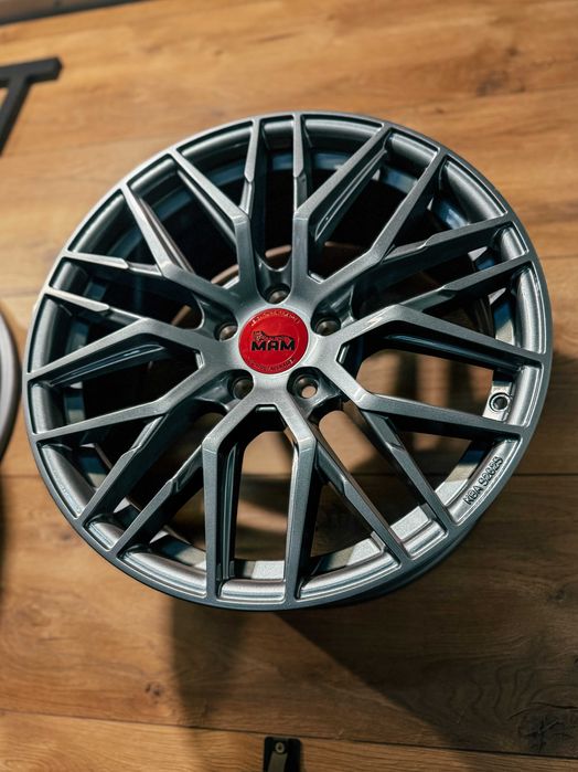 Nowe felgi MAM RS4 19x8.5 5x112 Audi VW Skoda Seat BMW Cupra
