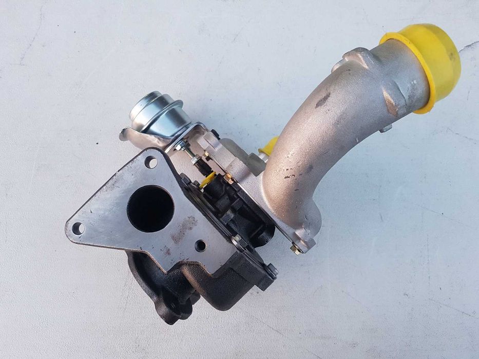 Turbosprężarka Mitsubishi Carisma Nissan Primera  Renault Space Star