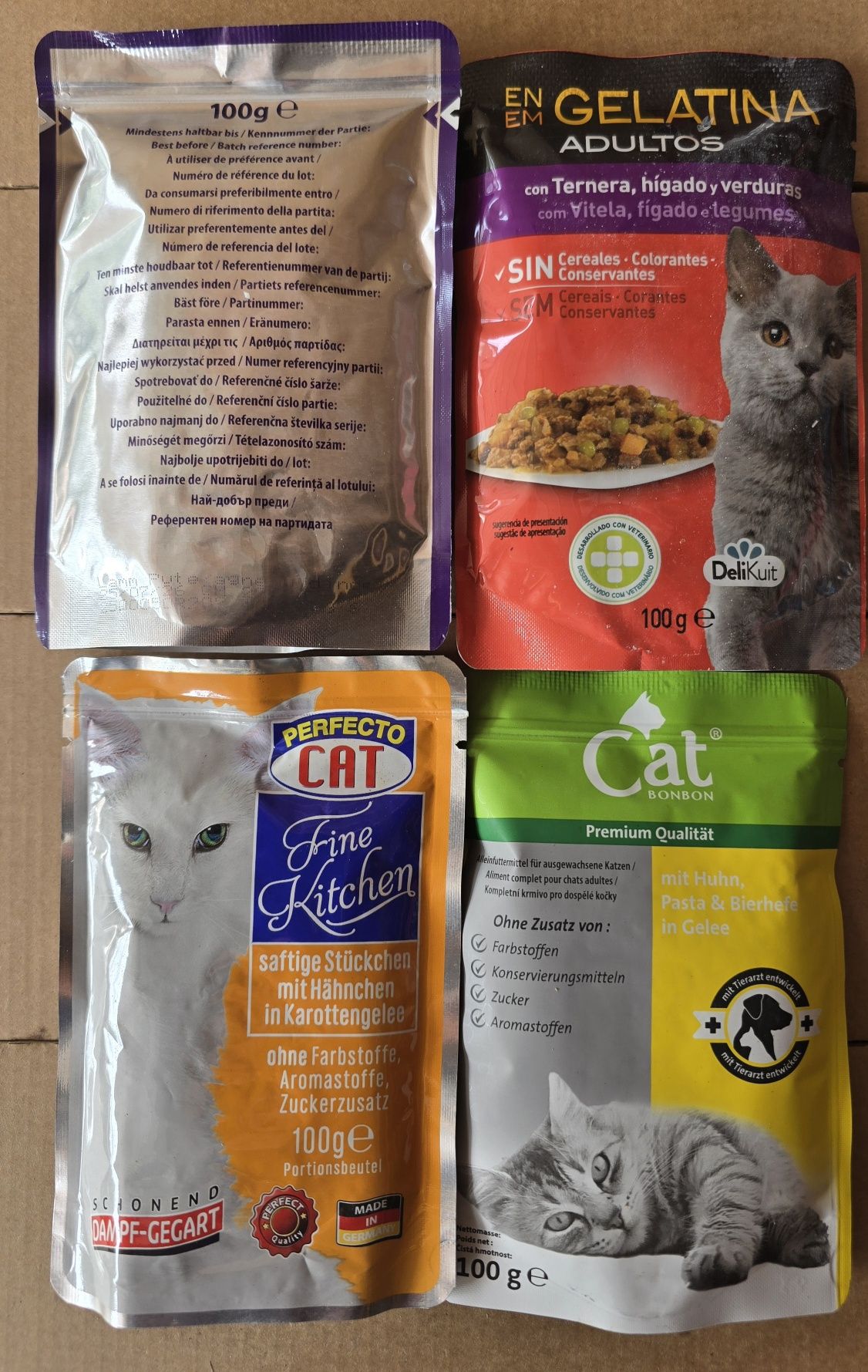 100x100g Saszetki dla Kota Mix smaków 
Zestaw składa się z karm widocz