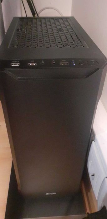 PC Desktop + monitor + rato