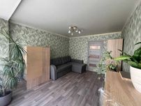 Продається 2х-кімнатна квартира в центрі