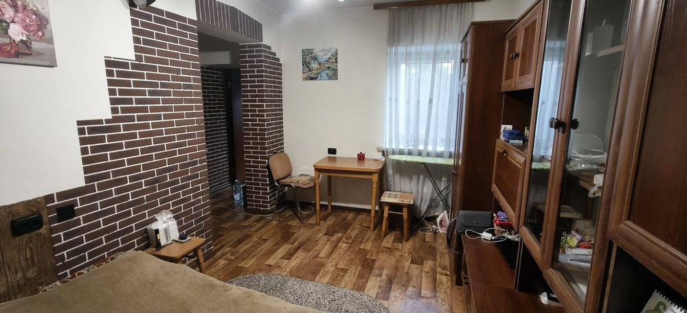 Продам 1 комн на земле  на Молдаванке!