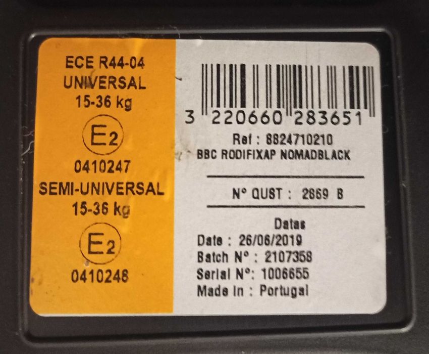 Cadeira auto Bebé Confort RODIFIX Nomad Black i-Size