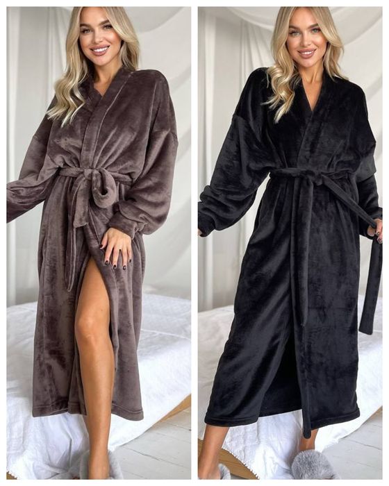 Халат жіночий теплий з капюшоном . 2 кольори
