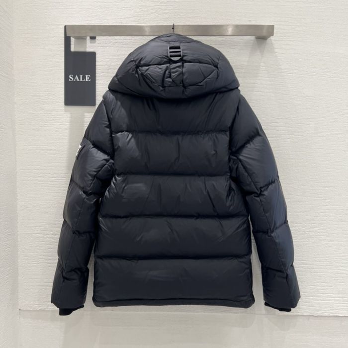 Чорна Куртка Burberry/ Пуховик/ Барбері/ Кортез/ Вітровка/ Акне