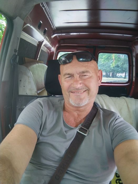 Установка межкомнатных дверей