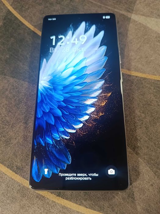 Продам Tecno Camon  40   16/256gb  цвет серый градиент .