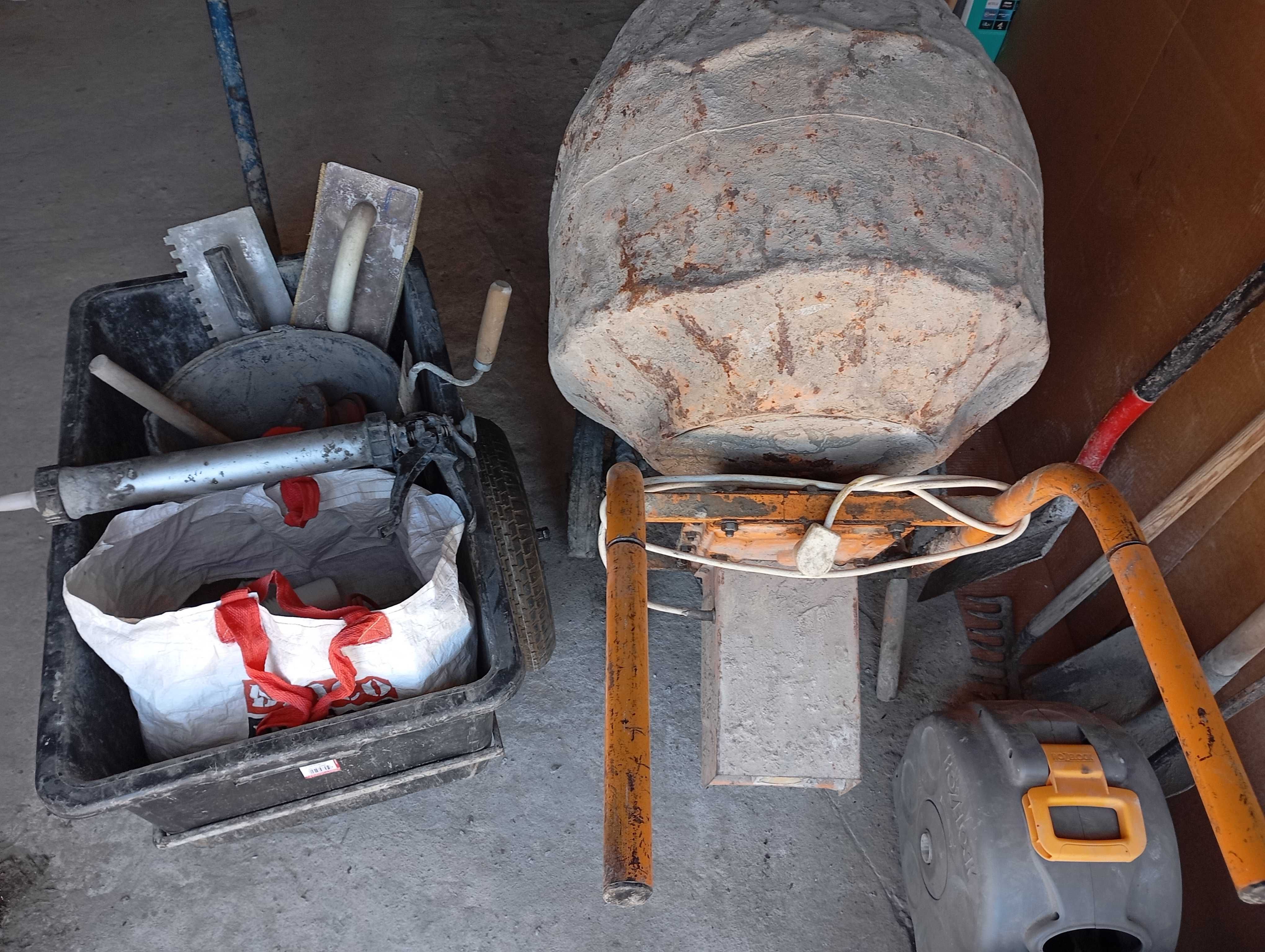 Betoniarka 120 L  230V Orginał + Wózek , wąż ,bęben ,  łopaty i inne