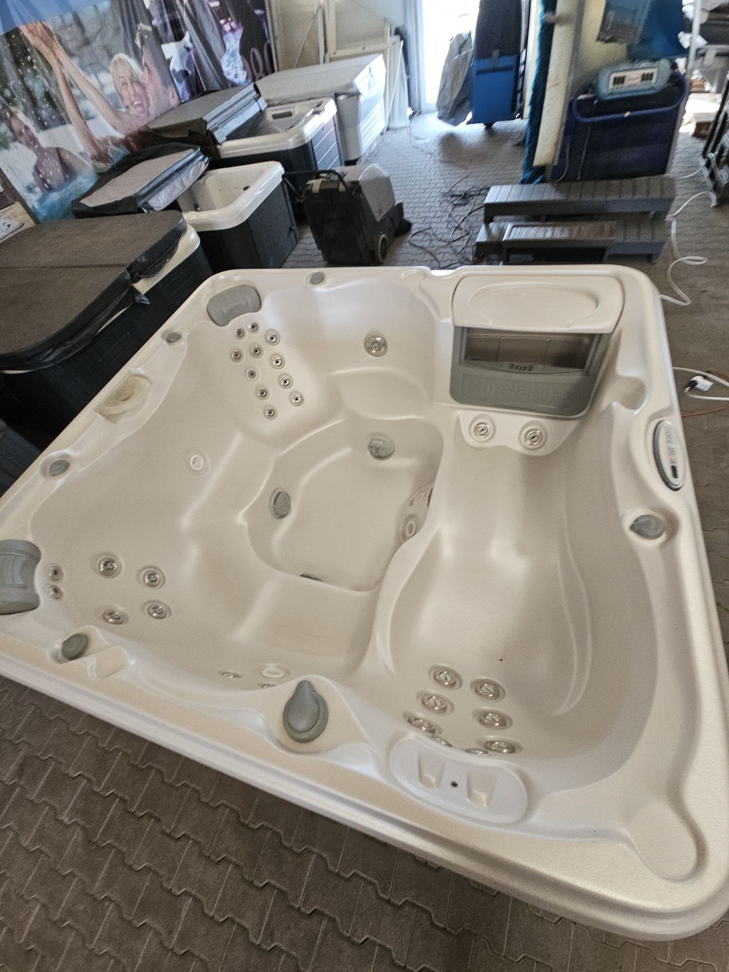 Sundance spas certa jakuzi jacuzzi całoroczne taras ogrod