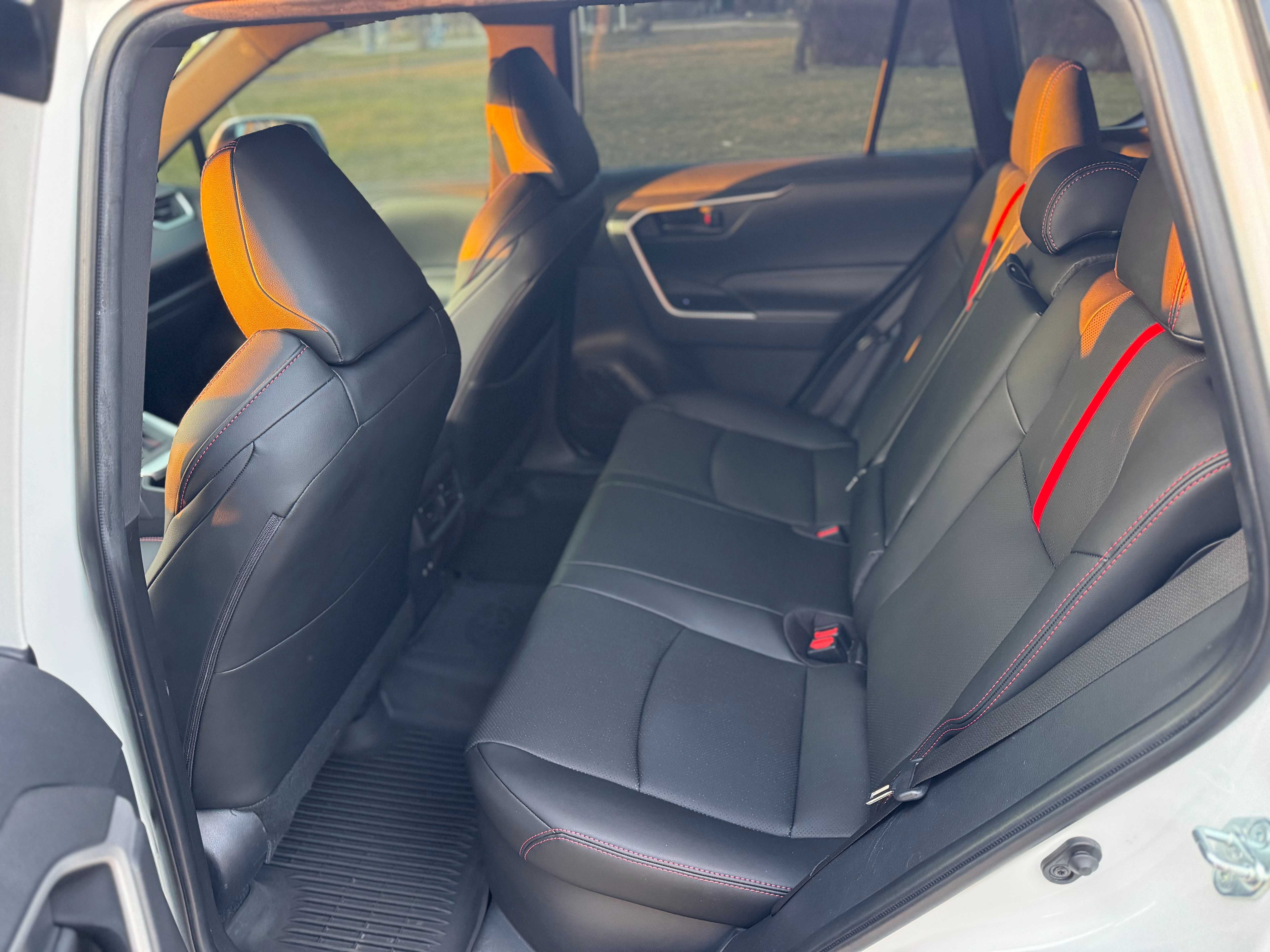 Toyota RAV4 2021 Plug-in-hybrid (PHEV) RRIME SE