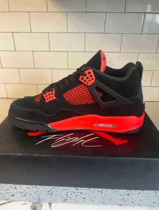 nowy Jordan 4 Retro Red Thunder Moda rozmiar.41