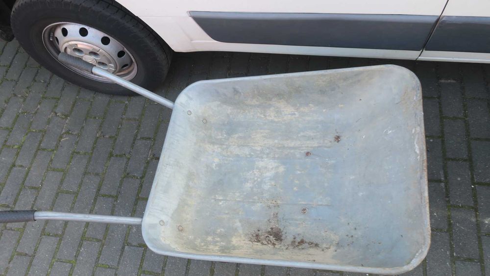 Taczka koło pompowane