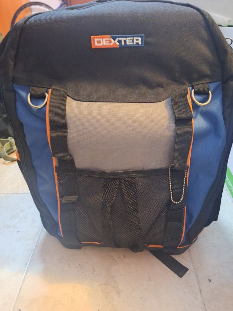 Mochila DEXTER  multiusos.