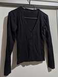 Czarny sweter rozpinany