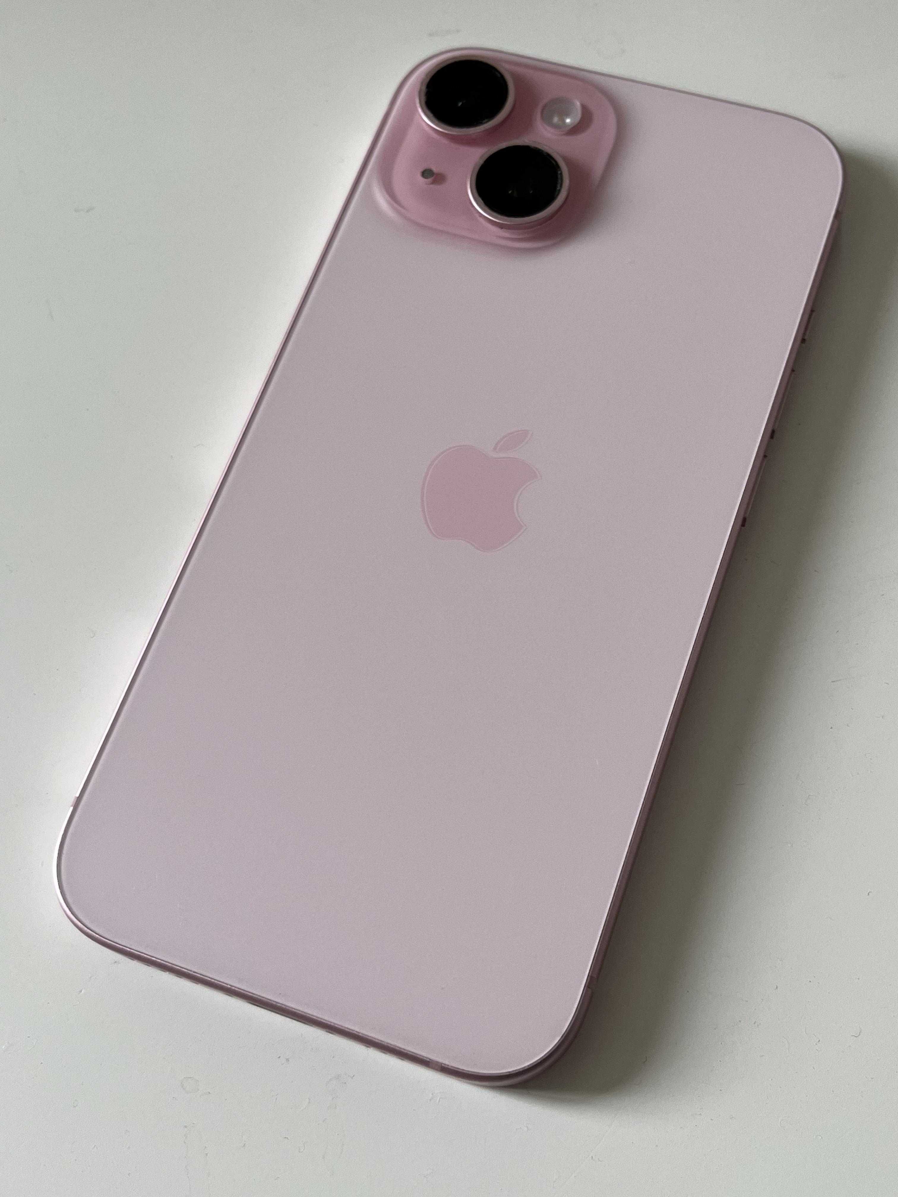 iPhone 15 128GB  не работает eSIM
