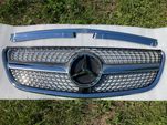 Решетка радиатора mercedes Vito W447 14-19год.Diamond Silver с камерой