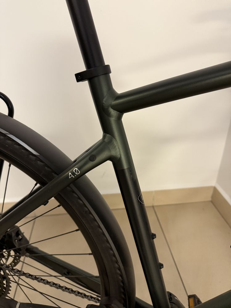 Rower Specialized Sirrus 4.0 EQ
