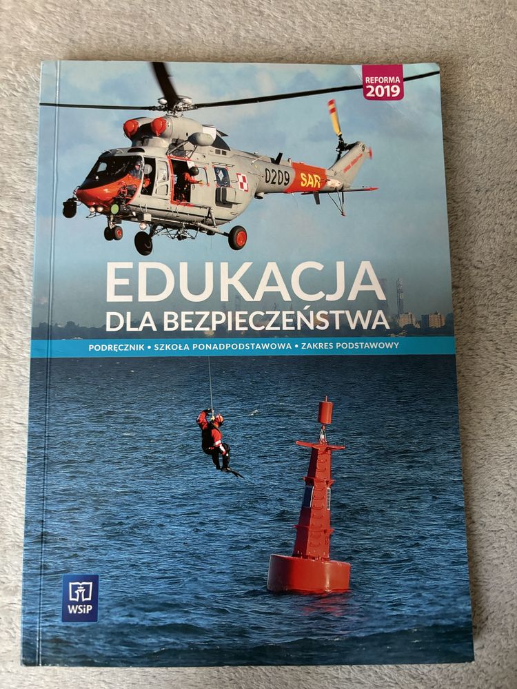 Książka EDB 1 klasa liceum