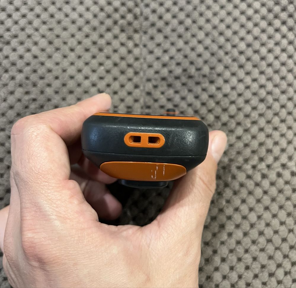 Туристичний GPS навігатор Garmin Etrex 20