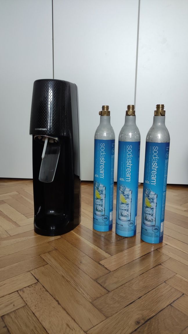 Saturator SodaStream + 3 naboje