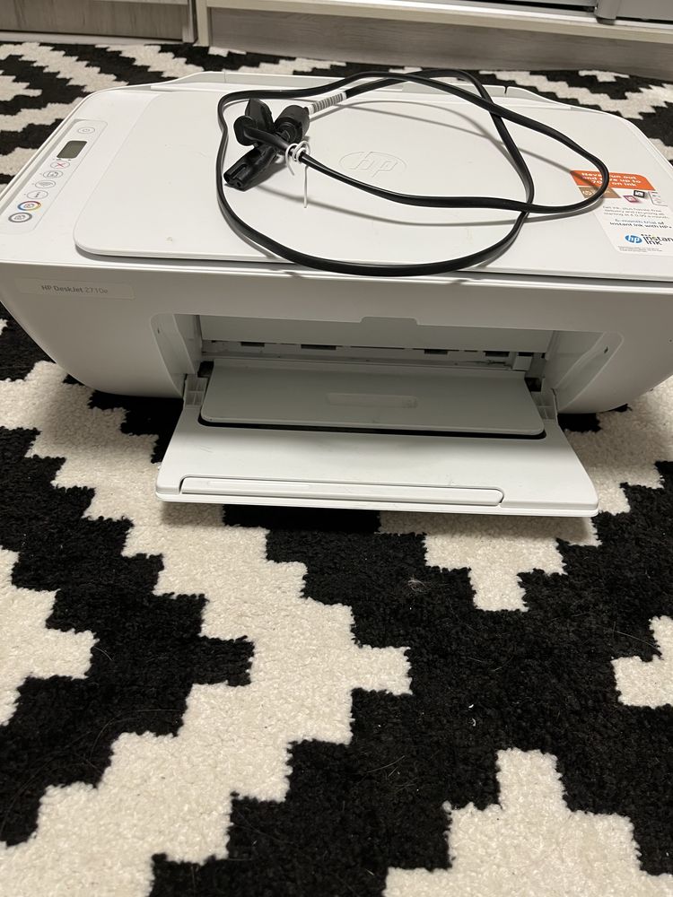 Принтер БФП HP DeskJet 2710e струменевий