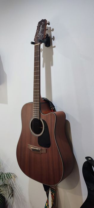 Gitara elektroakustyczna Takamine GD11MCE-NS – stan idealny!

⸻

Opis: