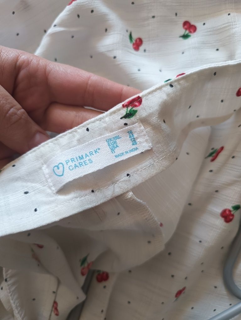 Nowa biała spódniczka w wisienki Primark, rozmiar 44!