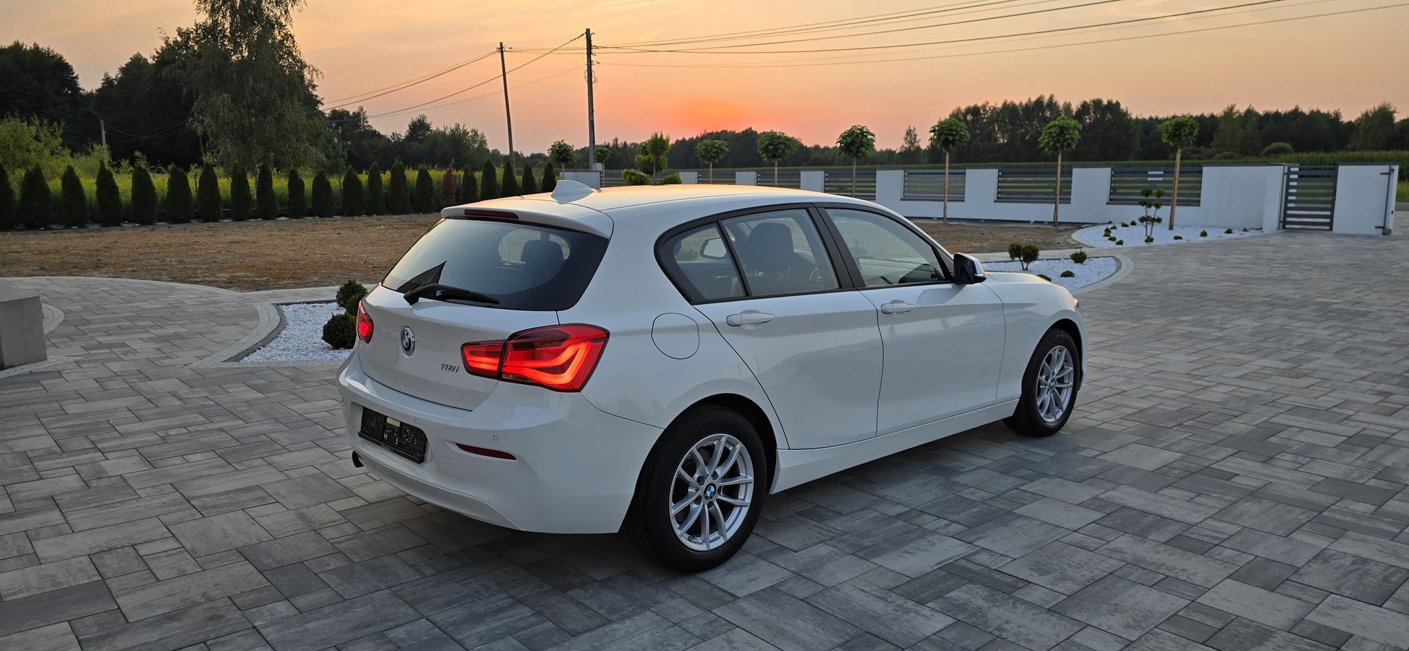 BMW Seria 1 1.5 Benzyna 136 KM Automat Sprowadzona z Niemiec