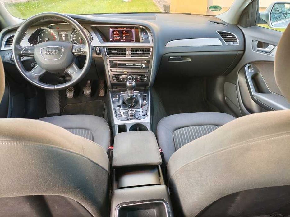 Audi A4 B8 Lift 2.0 tdi, 143 KM, niski przebieg