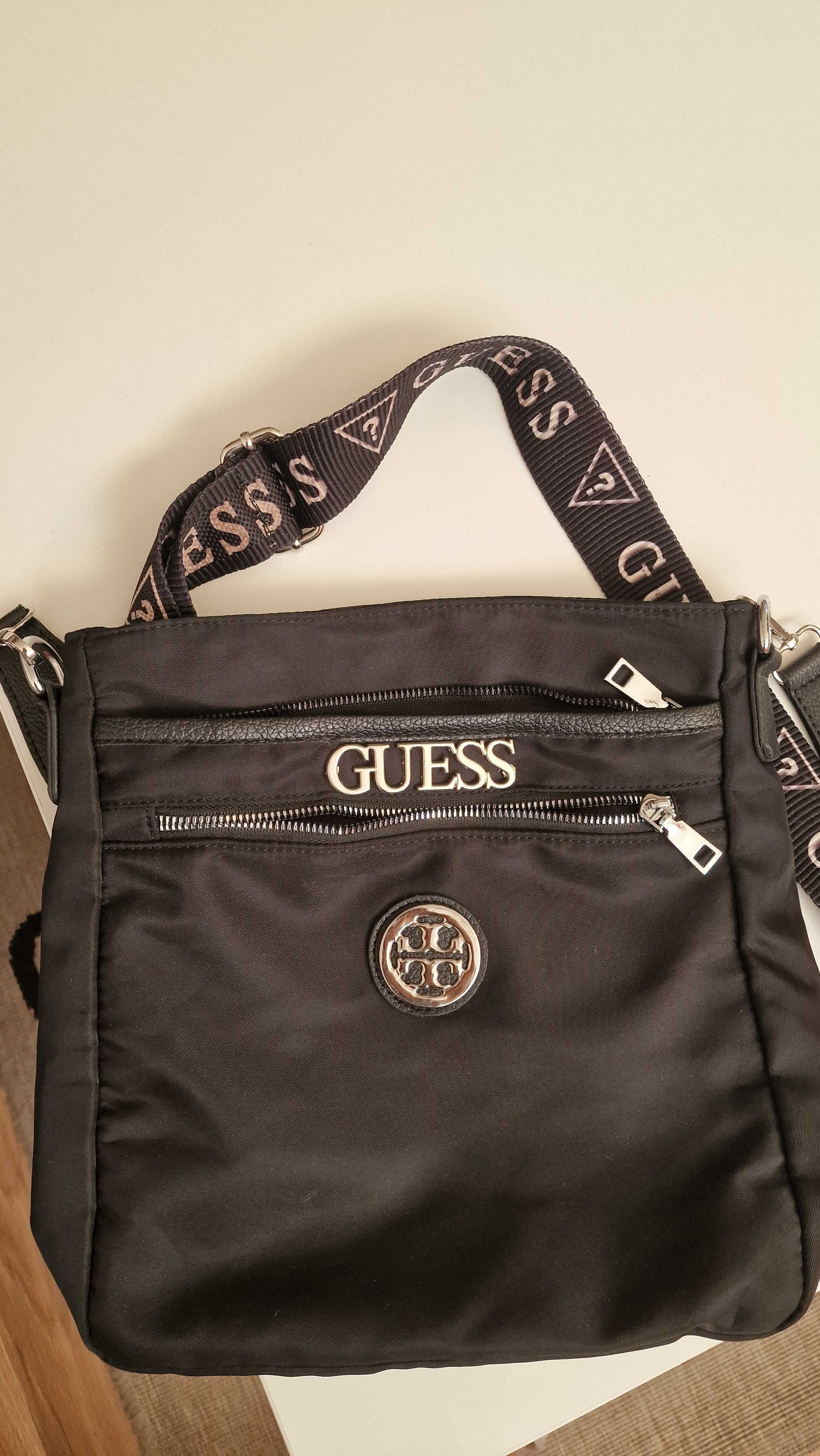 Listonoszka Guess