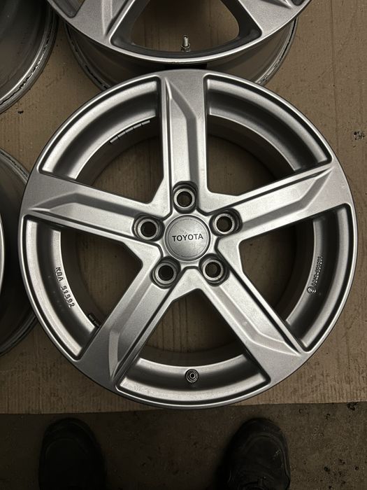 Диски R16 5x114,3/6,5/ET39 Toyota/Nissan/Suzuki/