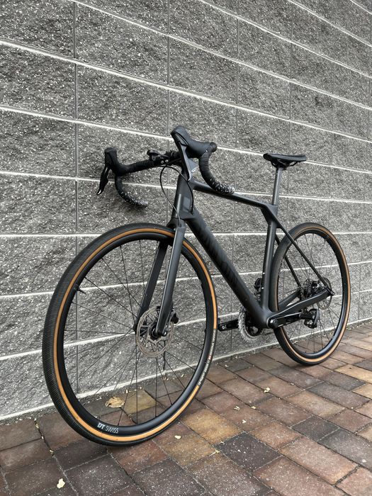 Canyon Endurance CF 7 eTap (M)