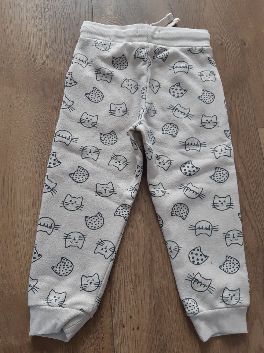 Spodnie dresowe dziewczęce wiosna r. 98