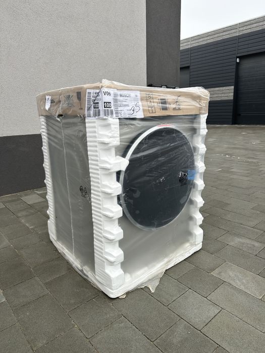 Нова пральна машина Bosch serie 8 WGB2560X0 2024 рік