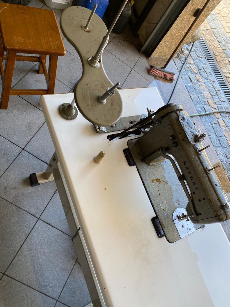 Maquina de costura
