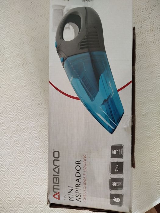 Mini aspirador recarregável como novo