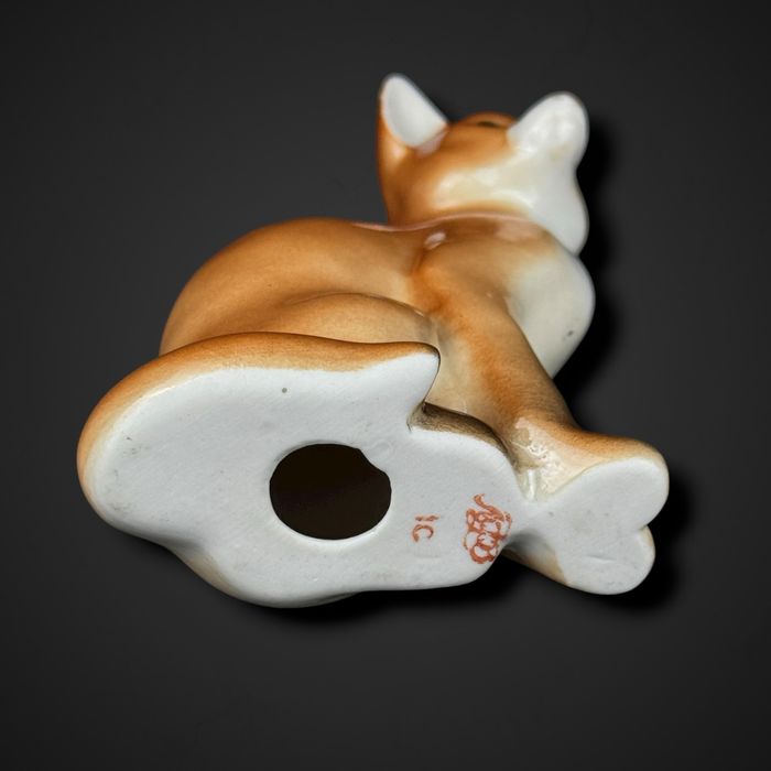 Figurka porcelanowa lis Łomonosow b51/09391