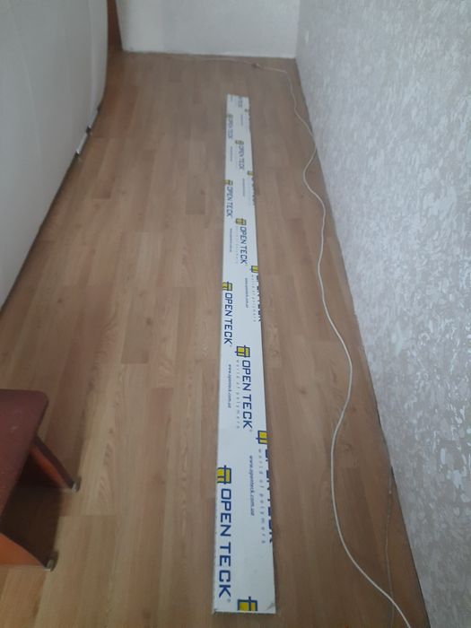 Подоконик на балкон