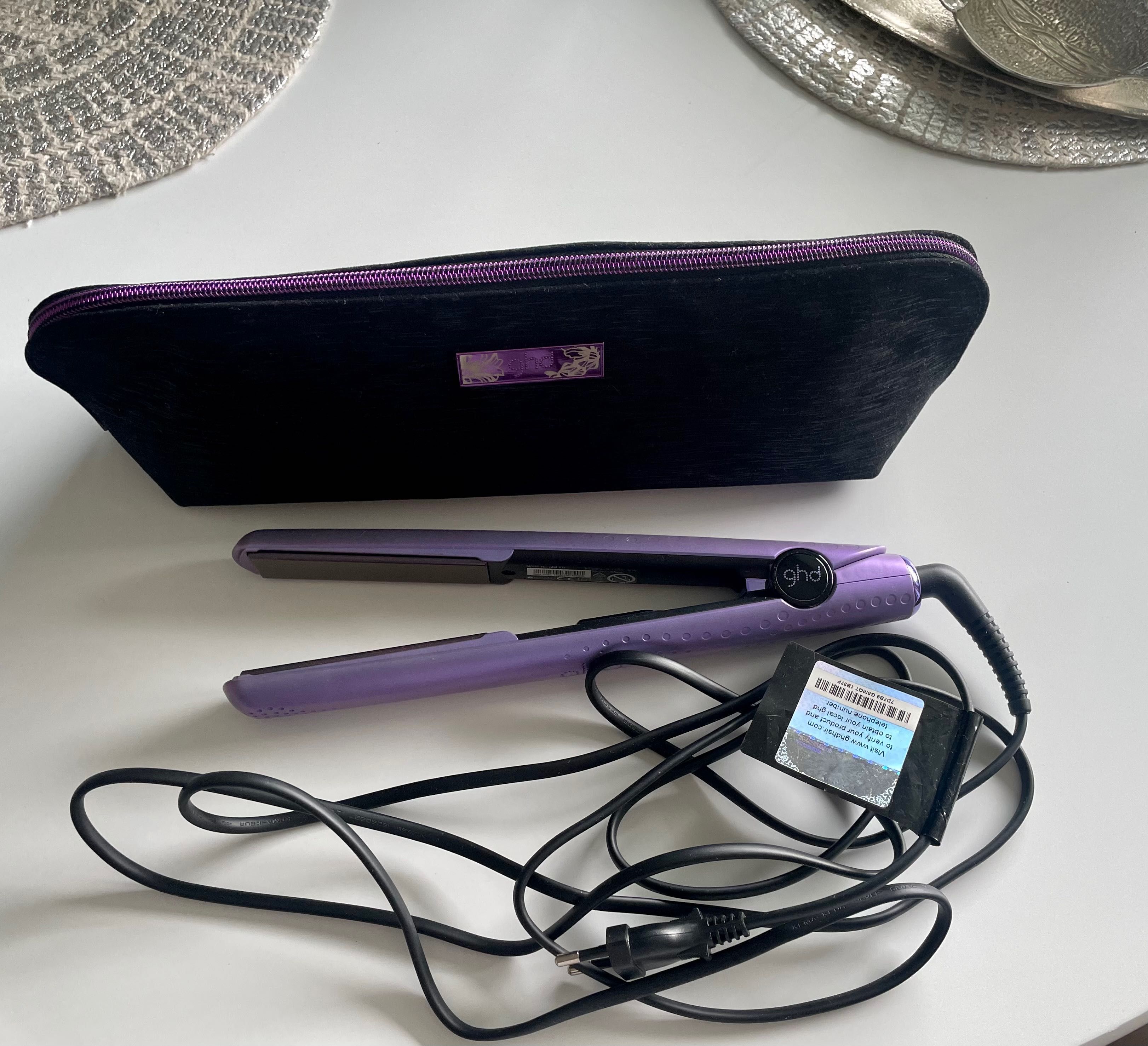 Oryginalna i nowa GHD prostownica 5.0